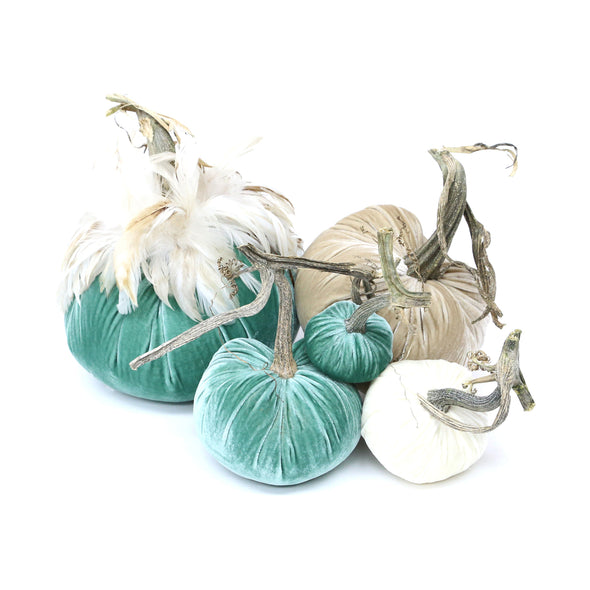 Velvet Pumpkin Large Set with Feathers - LoveFeast